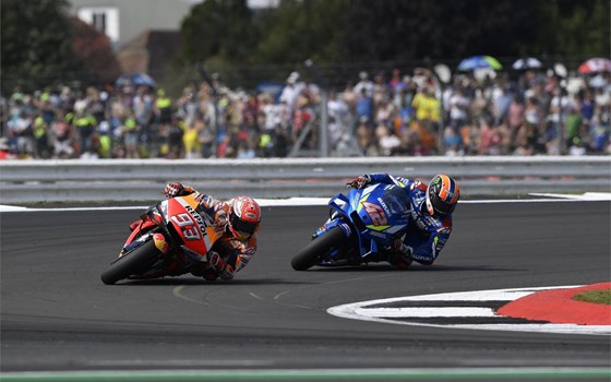 Rins wins at British GP - Bild 2