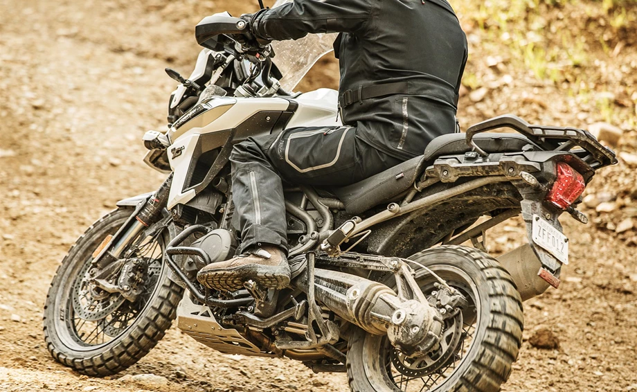MOTORRADBEKLEIDUNG - WIESO/WESHALB/WARUM Bild 1: MOTORRADBEKLEIDUNG - WIESO/WESHALB/WARUM
