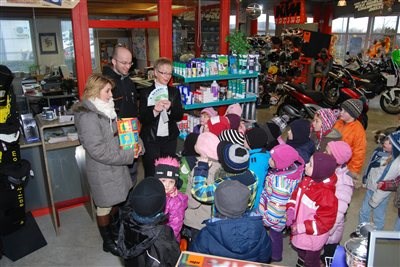 Bräuer Motorradsport spendet 1.000,- dem Kindergarten in Emmerke - Bild 6