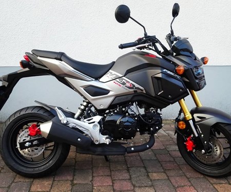 Honda MSX125 in Matt Axis Grey Metallic