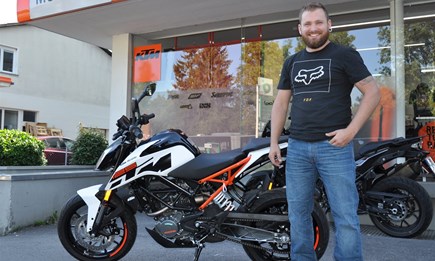 Fahrzeugübergabe KTM 125 Duke