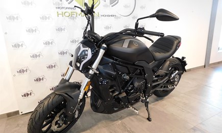 Benelli 502 C frisch eingetroffen