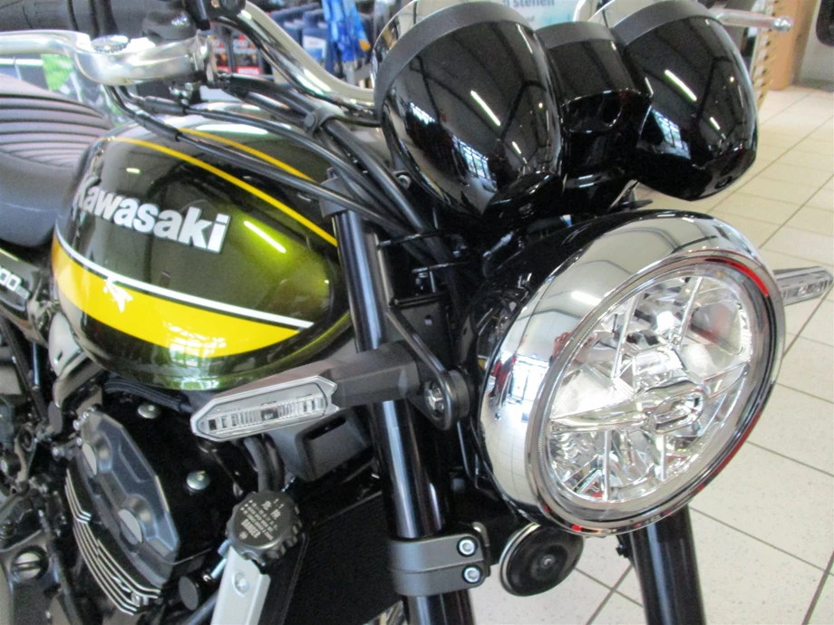 Kawasaki Z 900 RS - Modelljahr 2020 - JETZT bei uns ! Bild 2: Kawasaki Z 900 RS - Modelljahr 2020 - JETZT bei uns !