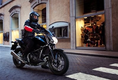 NC 700 S, jetzt bei uns eingetroffen zur Probefahrt..