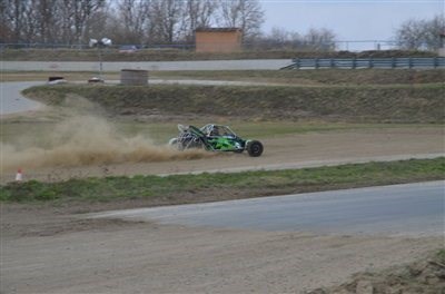 Erste Rollouts mit 1375er Buggy 4WD Erste Rollouts mit 1375er Buggy 4WD