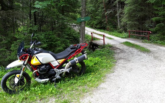 Schotterexpedition auf die Peterer Alpe bei Reichenfels in Kärnten mit einer Moto Guzzi V85TT - Bild 3 Schotterexpedition auf die Peterer Alpe bei Reichenfels in Kärnten mit einer Moto Guzzi V85TT - Bild 3