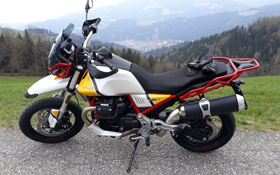 Schotterexpedition auf die Peterer Alpe bei Reichenfels in Kärnten mit einer Moto Guzzi V85TT - Bild 6 Schotterexpedition auf die Peterer Alpe bei Reichenfels in Kärnten mit einer Moto Guzzi V85TT - Bild 6