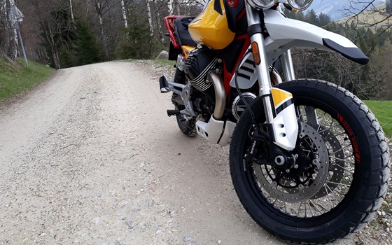 Schotterexpedition auf die Peterer Alpe bei Reichenfels in Kärnten mit einer Moto Guzzi V85TT - Bild 9 Schotterexpedition auf die Peterer Alpe bei Reichenfels in Kärnten mit einer Moto Guzzi V85TT - Bild 9