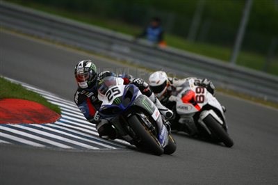 2. IDM-Rennen von einem Mann dominiert 2. IDM-Rennen von einem Mann dominiert