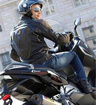 Akrapovič für sportliche Roller-Fans - Bild 1