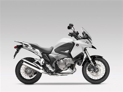 Honda Crosstourer in weiss reinbekommen !
