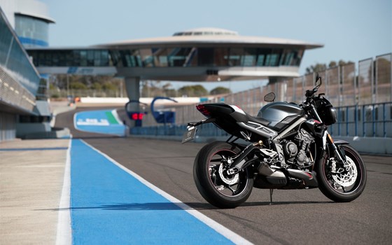 Triumph Street Triple RS 2020 - Unbeatable! - Bild 3
