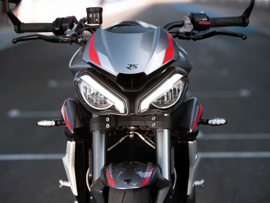 Triumph Street Triple RS 2020 - Unbeatable! Bild 2: Triumph Street Triple RS 2020 - Unbeatable!