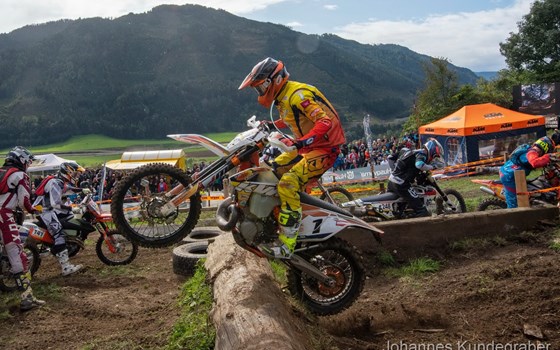 Berni Walzer gewinnt Enduro-Trophy Finale in St. Georgen mit einer Runde Vorsprung ! - Bild 1