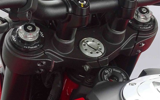 Ducati Hypermotard 950: Matris Fahrwerksoptimierungen erhältlich - Bild 1