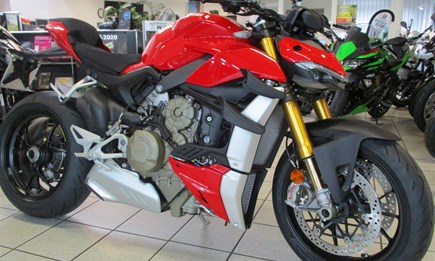 DUCATI 2020 - Die neue Streetfighter V4 / S 