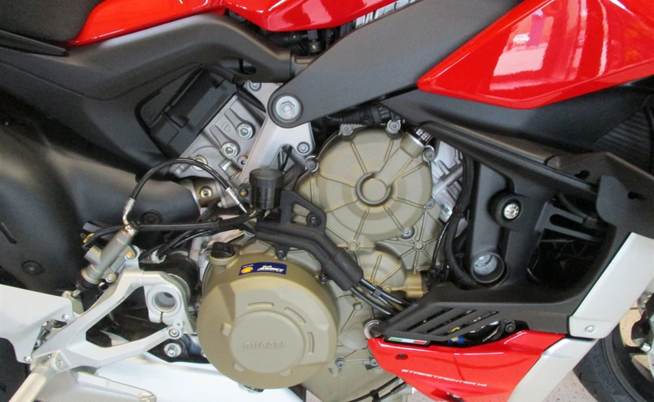 DUCATI 2020 - Die neue Streetfighter V4 / S  Bild 6: DUCATI 2020 - Die neue Streetfighter V4 / S