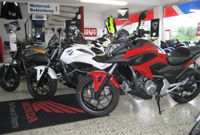 NC 700 wieder eingetroffen - Honda Semmler