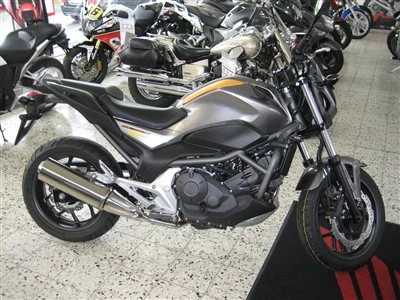 NC 700 wieder eingetroffen - Honda Semmler Bild 3: NC 700 wieder eingetroffen - Honda Semmler