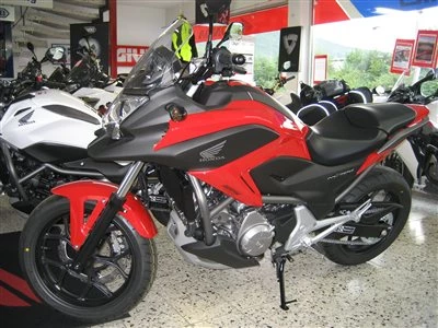 NC 700 wieder eingetroffen - Honda Semmler Bild 5: NC 700 wieder eingetroffen - Honda Semmler