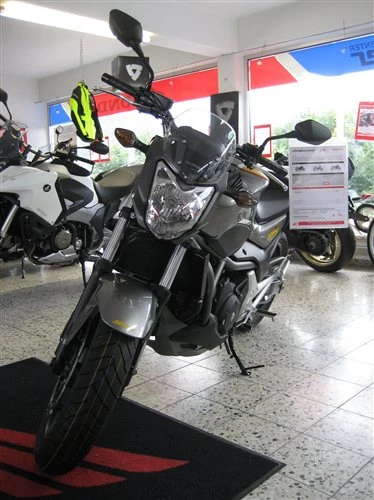 NC 700 wieder eingetroffen - Honda Semmler Bild 6: NC 700 wieder eingetroffen - Honda Semmler