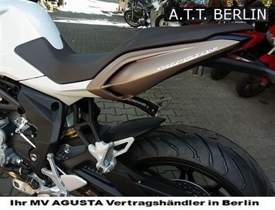 Endlich können Sie die hübsche "Kleine" MV Agusta Brutale 675 bei einer Probefahrt live erleben und genießen! - Bild 10
