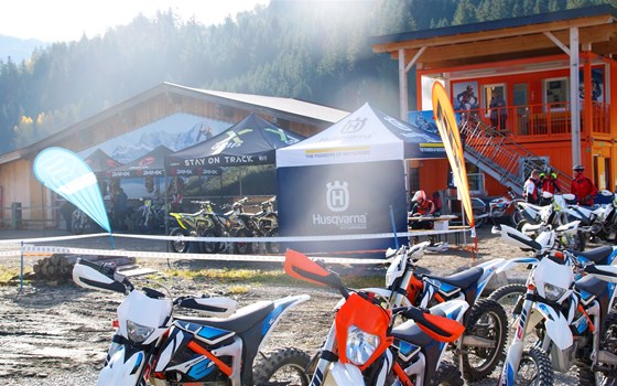 >>> Impressionen - HUSQVARNA TESTTAG 2019 <<< - Bild 17 >>> Impressionen - HUSQVARNA TESTTAG 2019 <<< - Bild 17