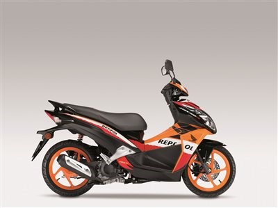 Honda enthüllt den sportlichen Roller NSC50R