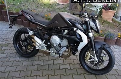 Erleben Sie die neue Brutale 675 EAS für 2013 & finanzieren Sie ihre neue MV Agusta. Z.B. die Brutale 675 ab 99,-Euro im Monat!