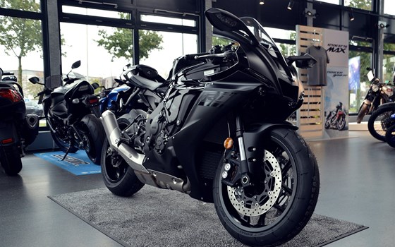 YAMAHA YZF-R1 2020 - Bild 4 YAMAHA YZF-R1 2020 - Bild 4