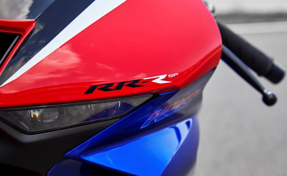 Honda Semmler - Honda CBR1000RR-R Fireblade Bild 13: Honda Semmler - Honda CBR1000RR-R Fireblade