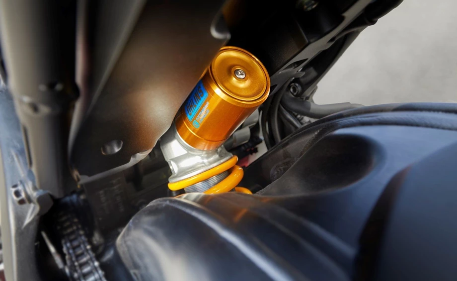 Honda Semmler - Honda CBR1000RR-R Fireblade Bild 14: Honda Semmler - Honda CBR1000RR-R Fireblade