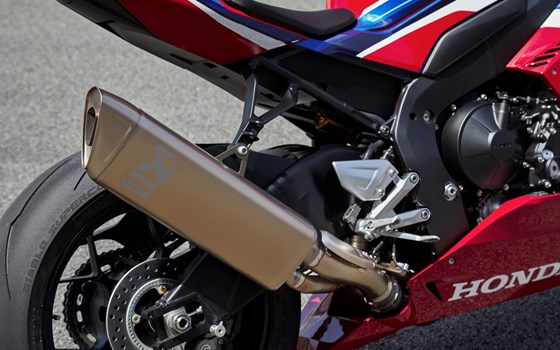 Honda Semmler - Honda CBR1000RR-R Fireblade - Bild 27