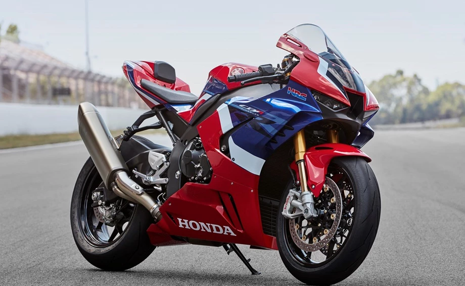 Honda Semmler - Honda CBR1000RR-R Fireblade Bild 28: Honda Semmler - Honda CBR1000RR-R Fireblade