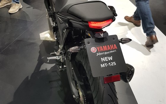 EICMA - 02 Yamaha - Bild 2