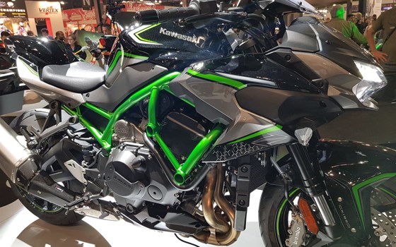 EICMA - 05 - Kawasaki - Bild 10