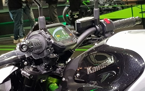 EICMA - 05 - Kawasaki - Bild 1