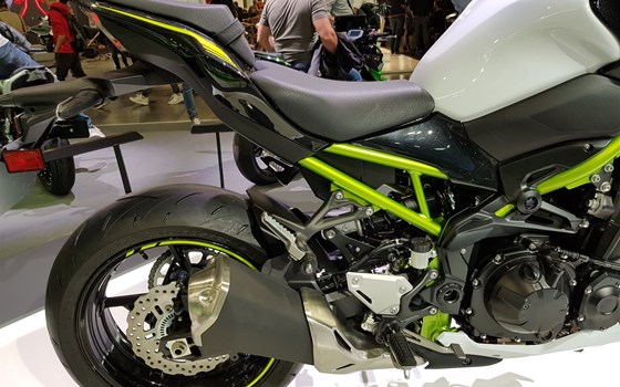 EICMA - 05 - Kawasaki - Bild 8