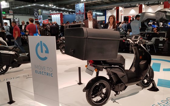 EICMA 06 - Peugeot - Bild 10