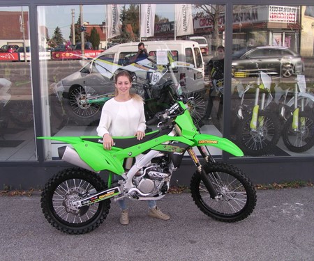 Melanie und Nadine mit neuen Bike ausgestattet!