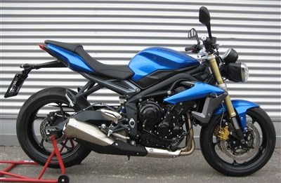 STREET TRIPLE R MOD. 2013