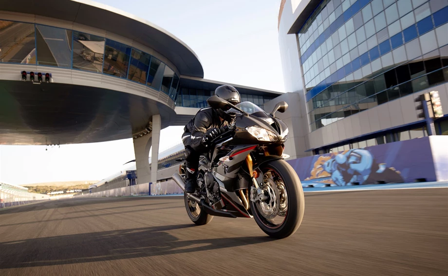 Daytona 765 Limited Edition Bild 4: Daytona 765 Limited Edition