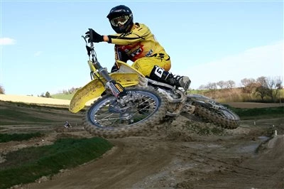 Christoph Heinz startet für Suzuki-Damianik in die MX Saison 2013 Bild 2: Christoph Heinz startet für Suzuki-Damianik in die MX Saison 2013