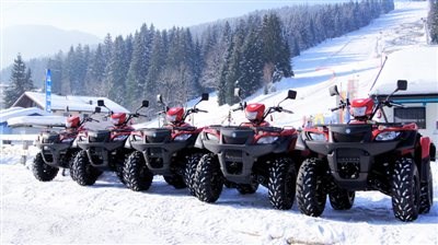 SUZUKI Austria unterstützt die Skischule Hermann Maier! SUZUKI Austria unterstützt die Skischule Hermann Maier!