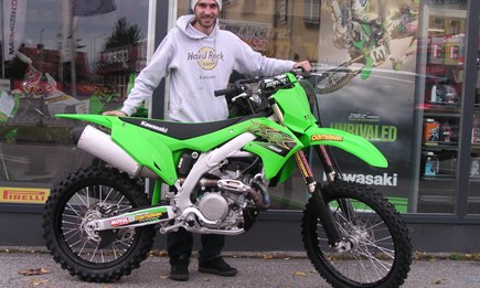 KX 450 zum ersten MX-Einsatz bereit!