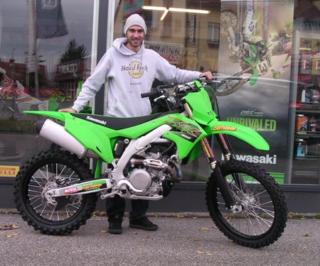 KX 450 zum ersten MX-Einsatz bereit!
