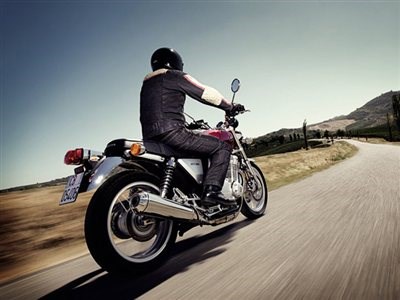 Honda Semmler - CB1100 eingetroffen  - Bild 4