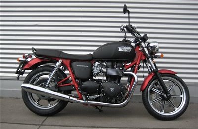 Bonneville SE Sonderfarbe eingetroffen !