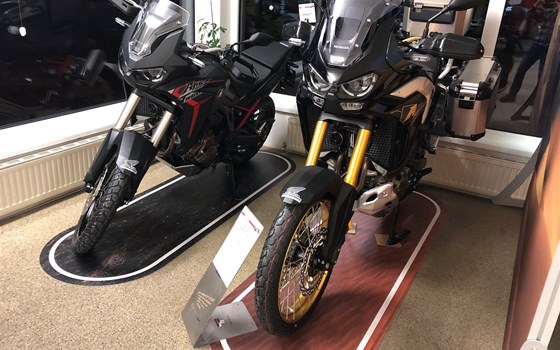 Christmas Shopping Samstag 7. Dezember bei Honda Schmidinger mit Africa Twin Launch - Bild 3