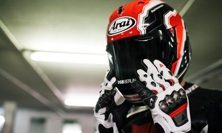 Arai Dezember Sale